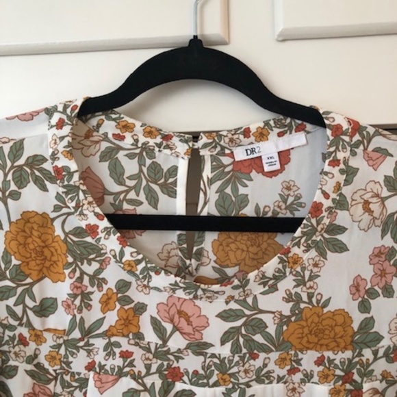 Super cute Dr 2 Blouse sleeveless XXL Excellent used condition - Picture 4 of 13